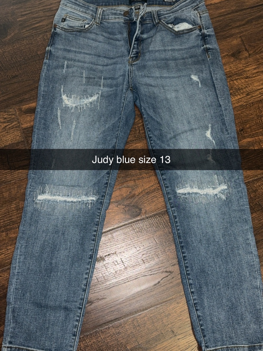Judy Blue Light-Mid Blue Distressed Boyfriend Jeans